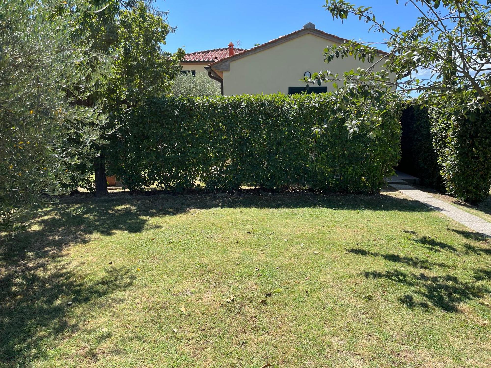 Holiday House La Rosa Terricciola Εξωτερικό φωτογραφία